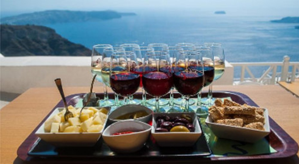 Wine tastings and tours